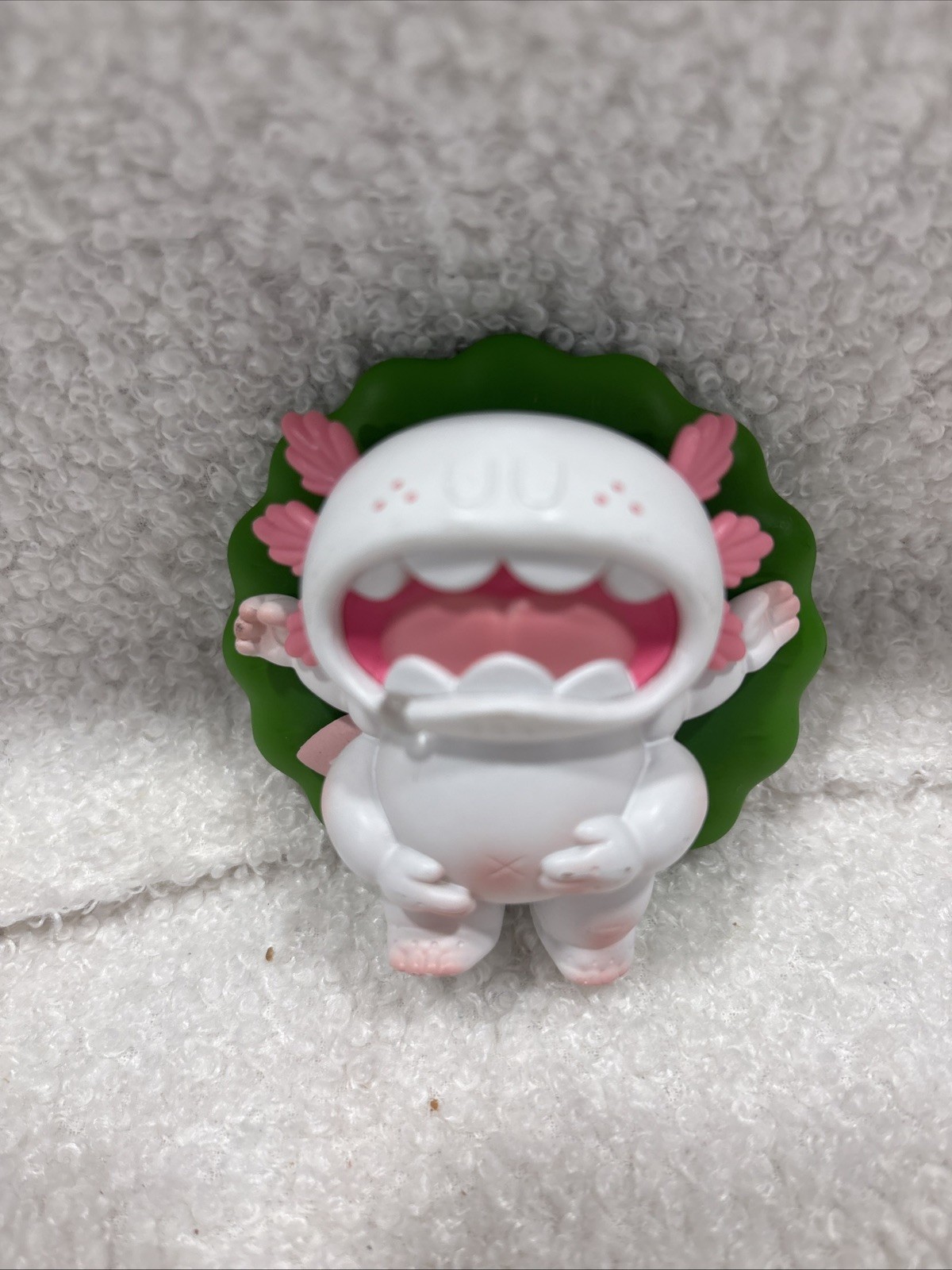 6-Legged Axolotl Onigiri Kaiju Monster Mini Figure Pink White