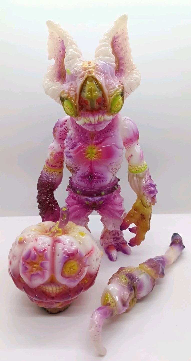 We_Are_NPK TWG Pumpkin Night Poison Veil Jack O’ Lantern G.I.D MVH Kaiju Sofubi