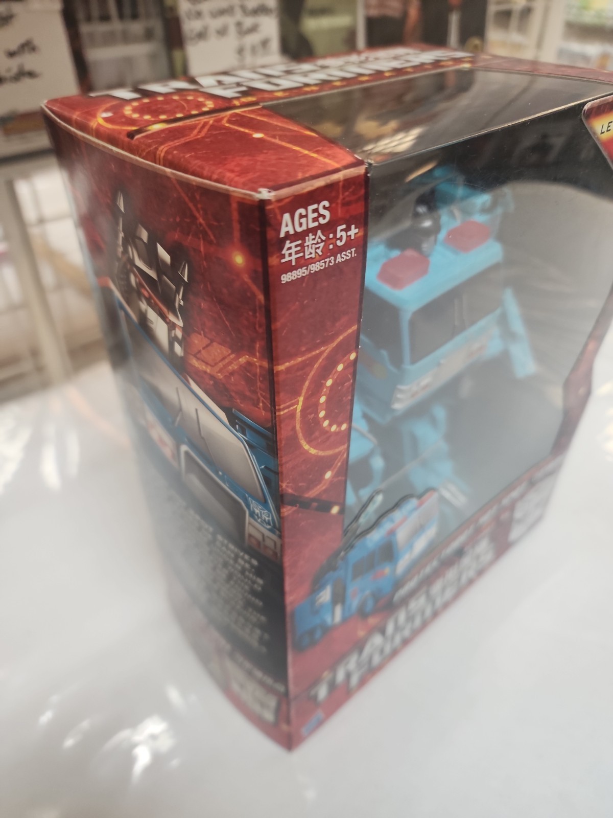 Hasbro Transformers Generations Protectobot Hot Spot Factory Sealed