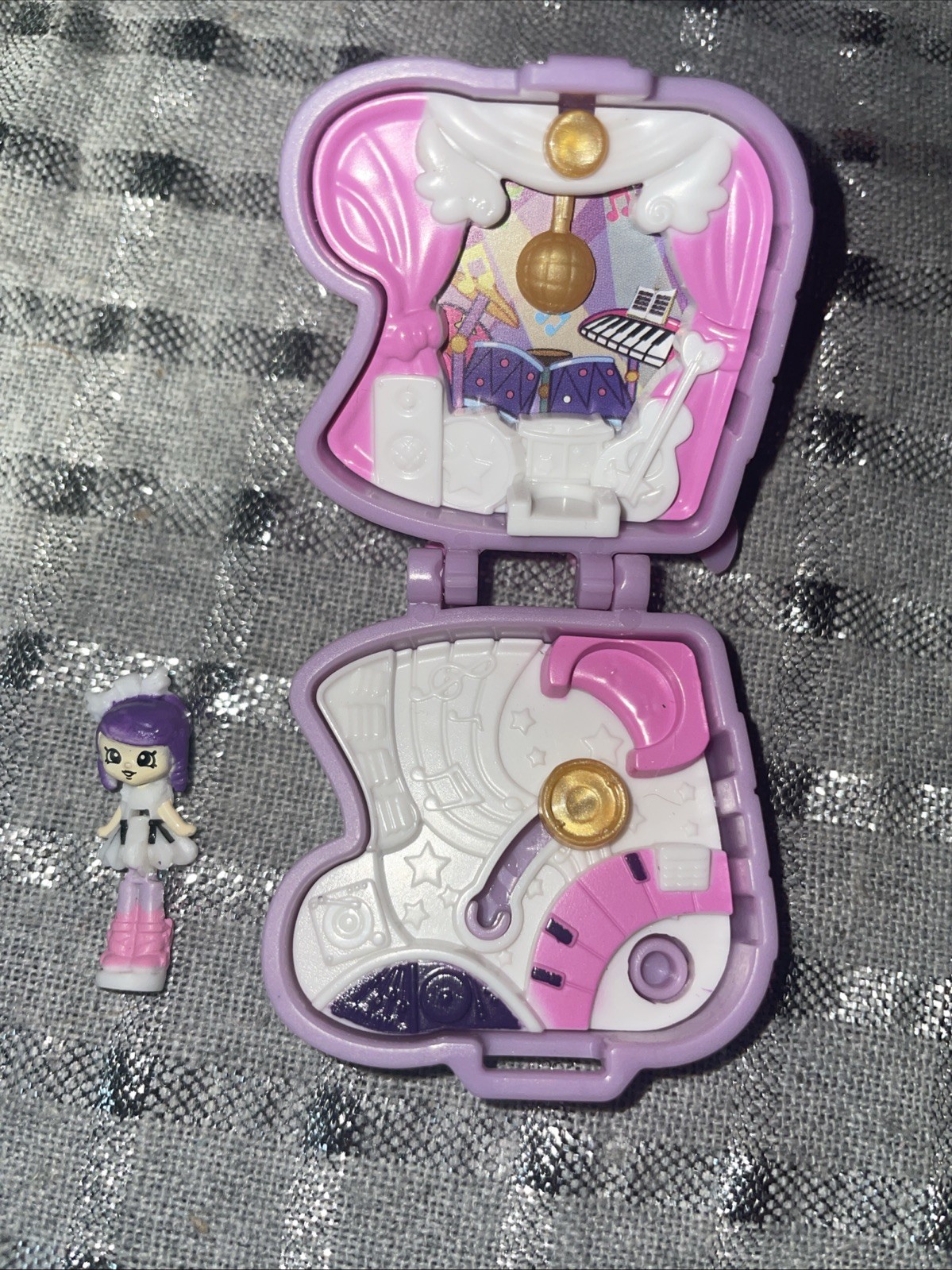Moose Shopkins Lil Secrets Shoppie Locket Toy Mini Doll Music
