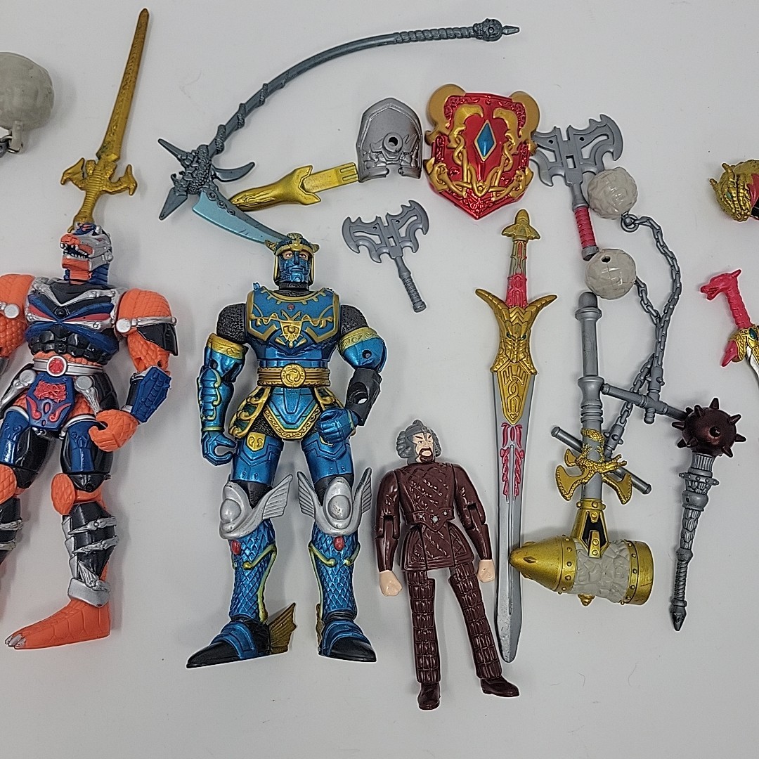 1998 Bandai Mystic Knights of Tir Na Nog Action Figure Lot w Weapons