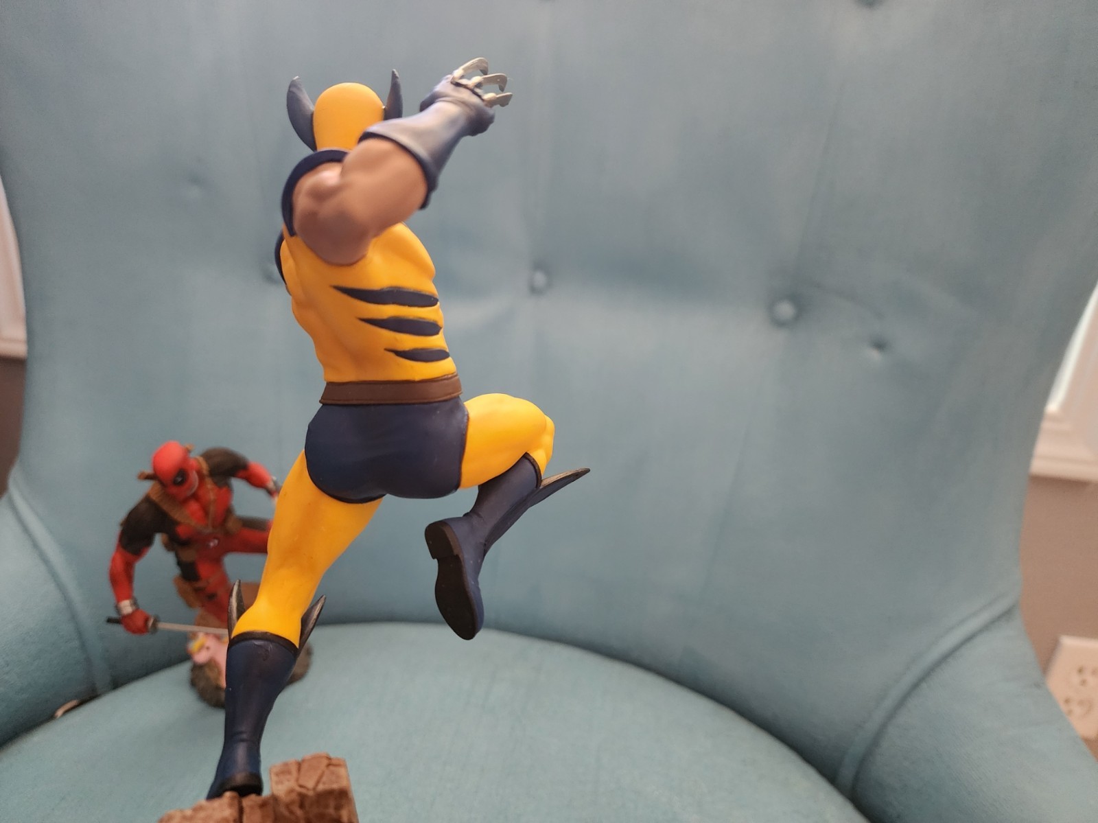 MARVEL PVC STATUES: DEADPOOL and WOLVERINE (1:10 SCALE). Excellent Condition