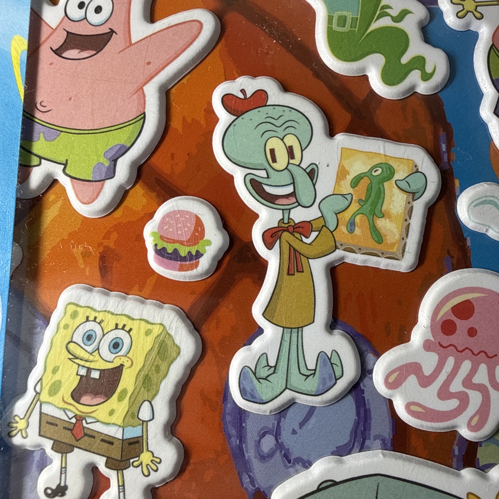 SpongeBob SquarePants: 30+ Reusable Puffy Stickers Playset, 2 Fun Play Scenes!