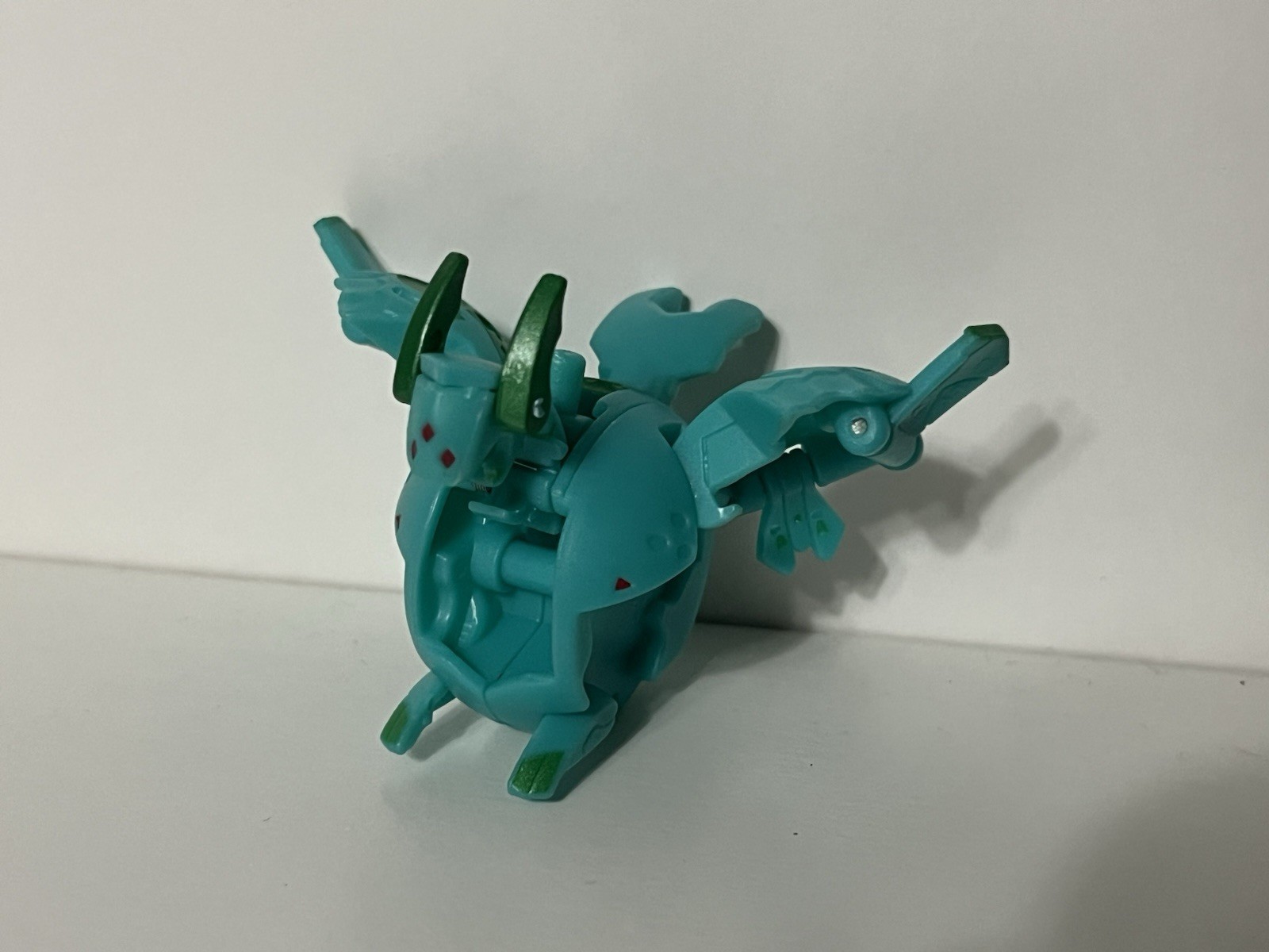 BAKUGAN Foxbat 600g Green Ventus NEW VESTROIA B1 (Green and Blue)