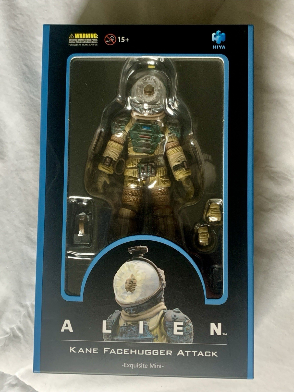 Hiya Toys Alien 1979 Movie Kane Facehugger Attack 4.5&Prime; Action Figure 1:18 Scale