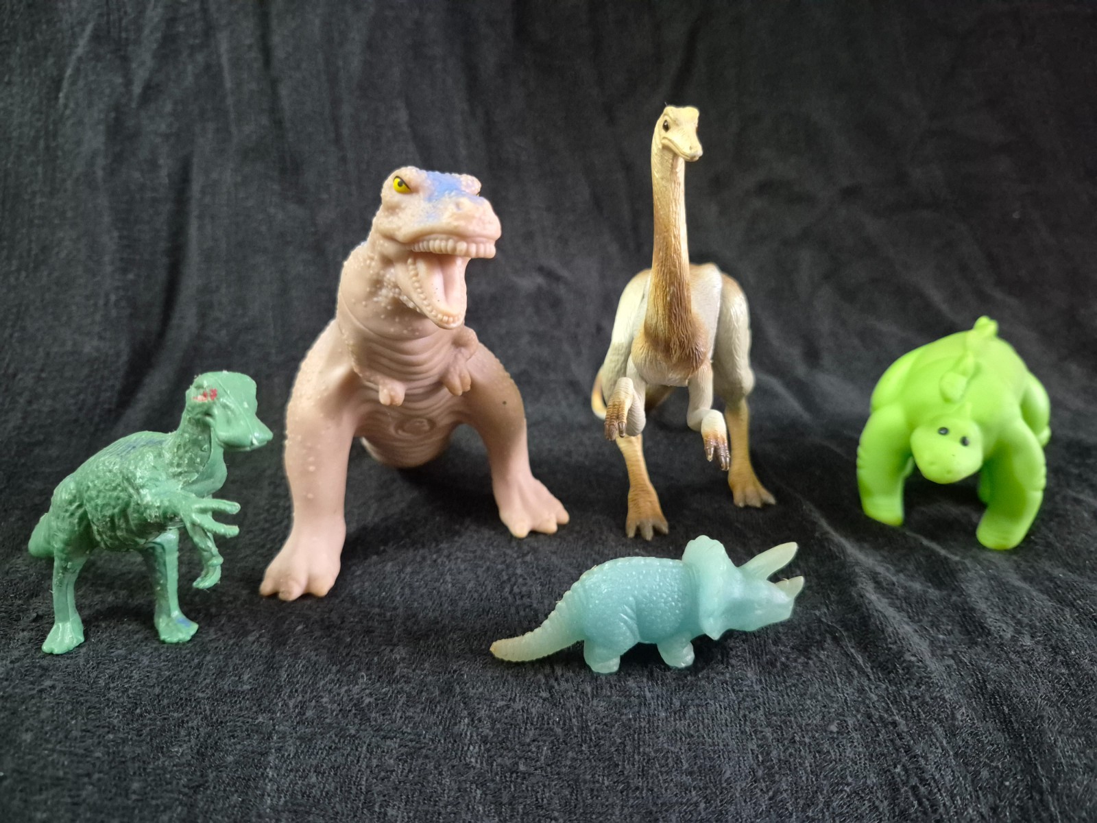 Definitely Dinosaurs Wendy&rsquo;s Dinosaur Playskool 1988 with Various 80s Dino Toys