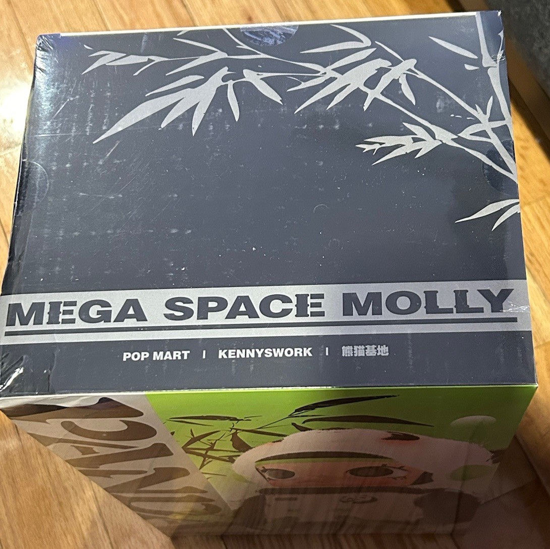 Authentic Pop Mart Mega Space Molly 400% Panda SEALED NEW Retail $315