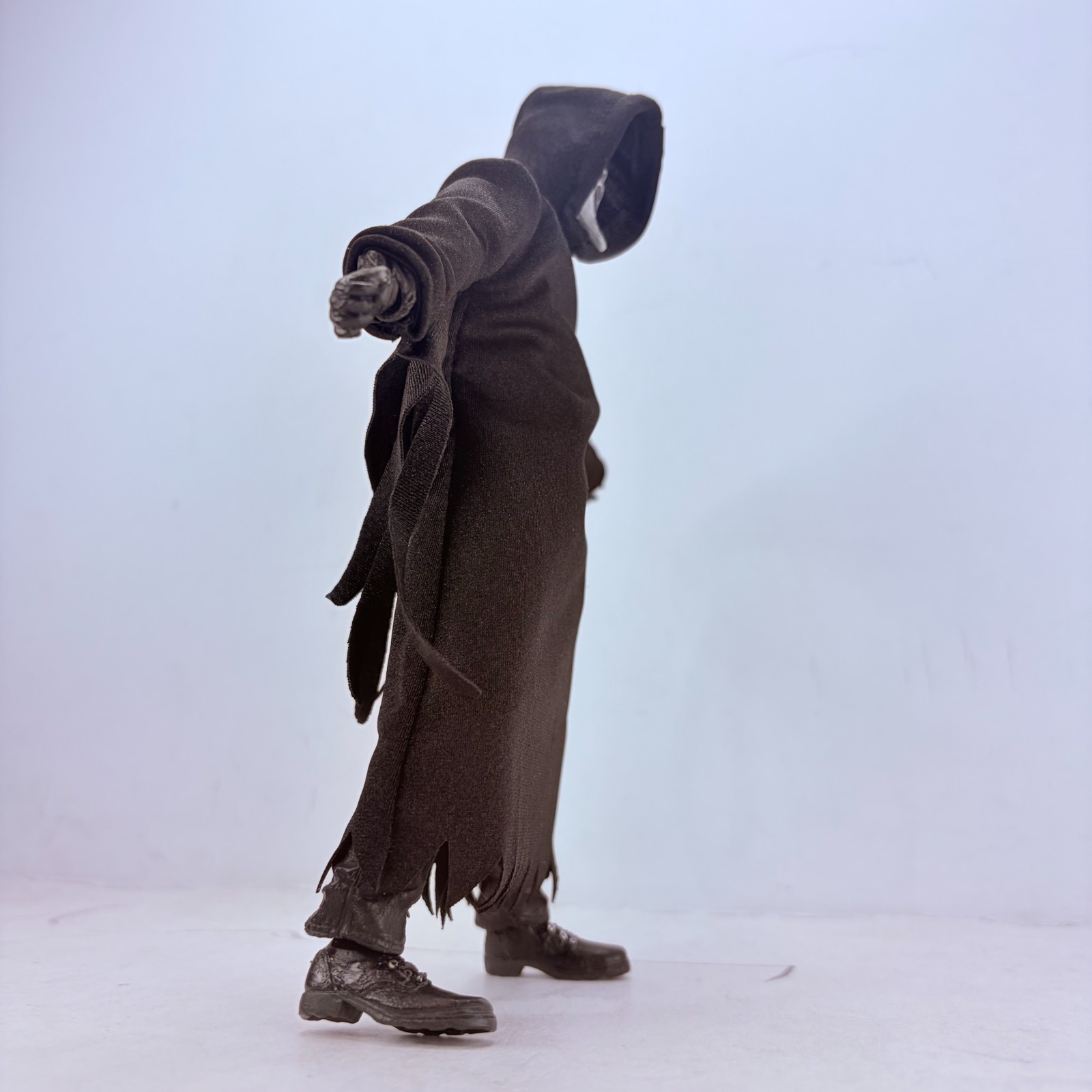 Ghost Face Takes Manhattan Scream w/Weapons 7&Prime; Horror Moive Action Figure Toys