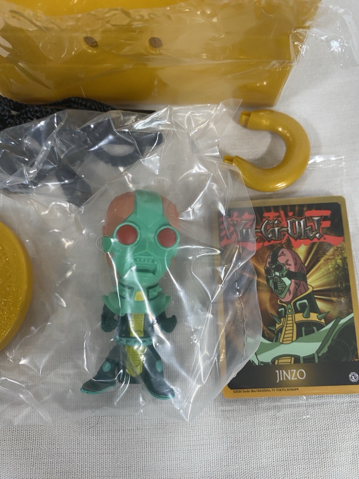 Yu-Gi-Oh! JINZO Millennium Puzzle Pyramid Mystery Pack figure