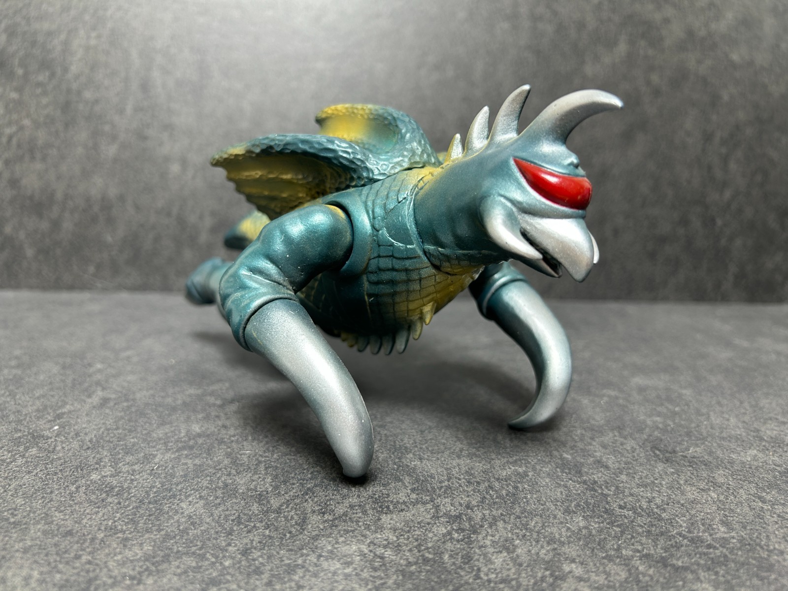Marusan Gigan Flying Sofubi 9.8&Prime; Soft Vinyl Figure Godzilla 2002