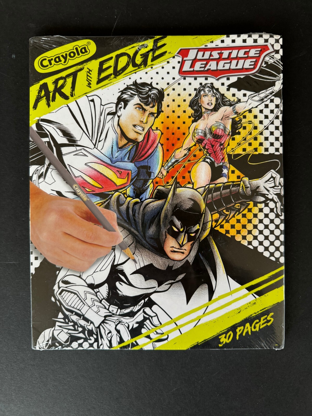 CRAYOLA ART WITH EDGE JUSTICE LEAGUE COLORING BOOK & PENCILS – NEW