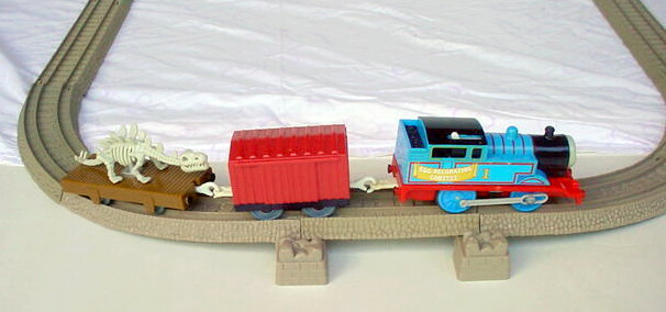 Motorized Thomas Train HUGE Layout LOT Trackmaster + Sodor Museum Dinosaur