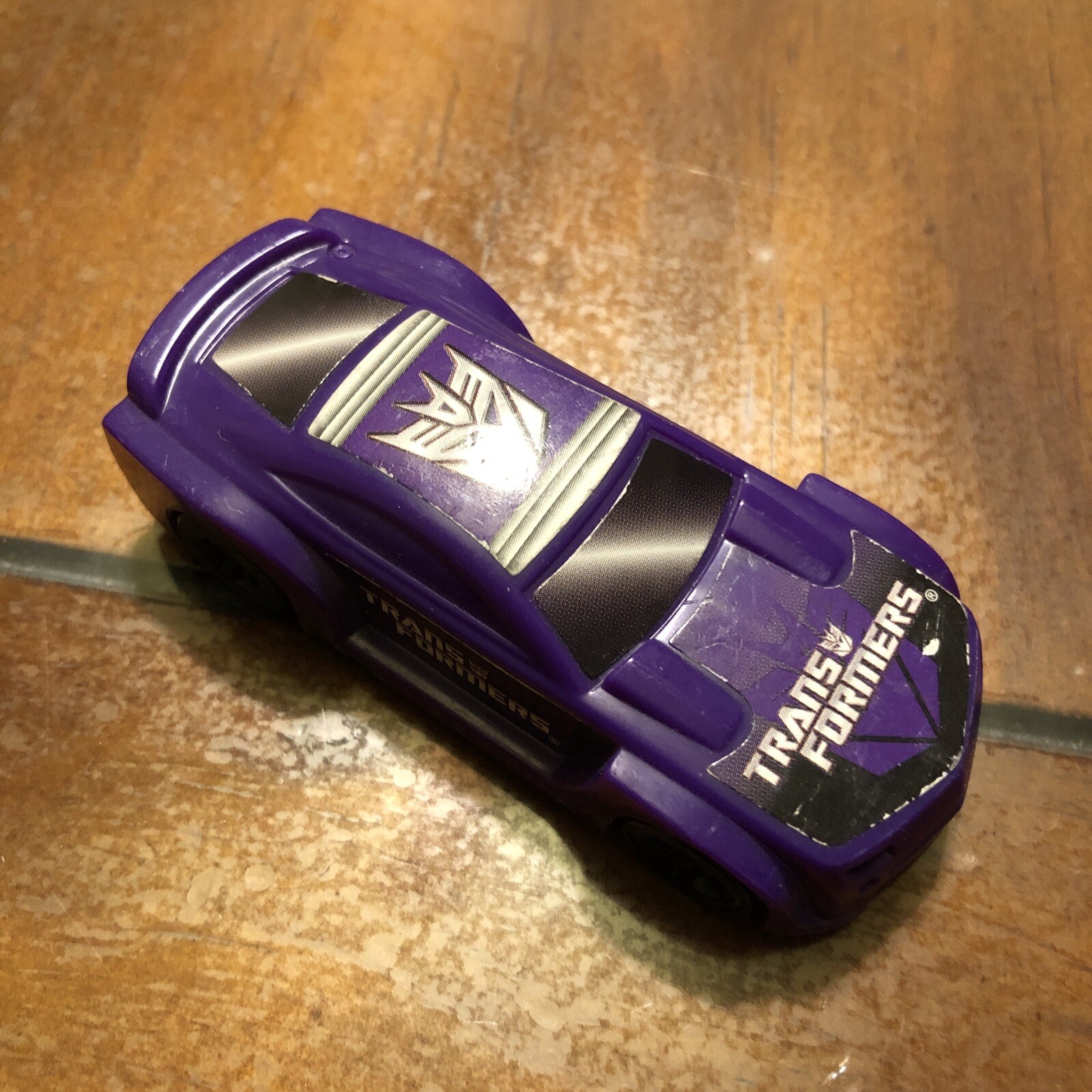 car hasbro transformers in purple made for energizer