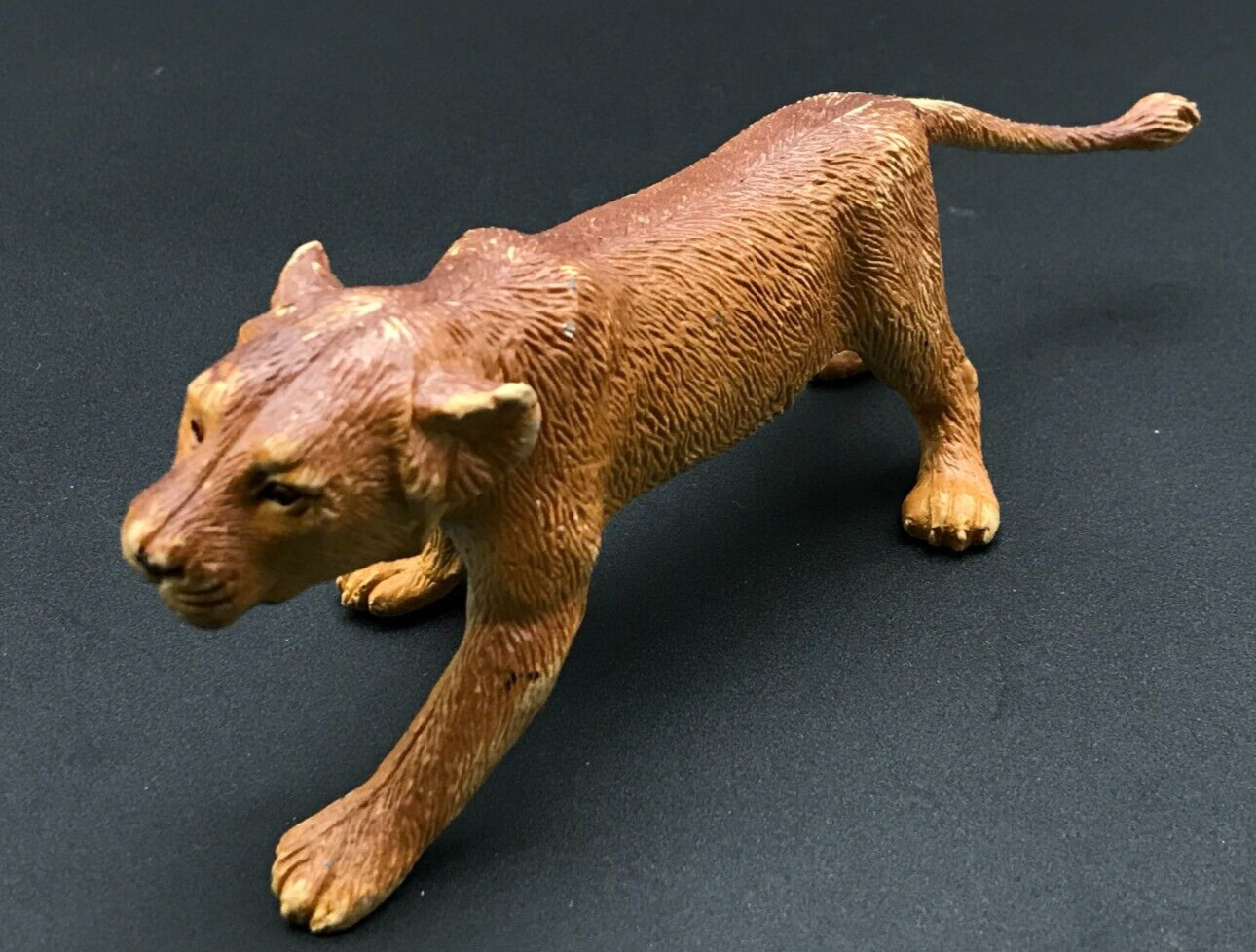 Vintage Hard Plastic Lion Cub African Safari Made in Hong Kong ~8&Prime; with Tail