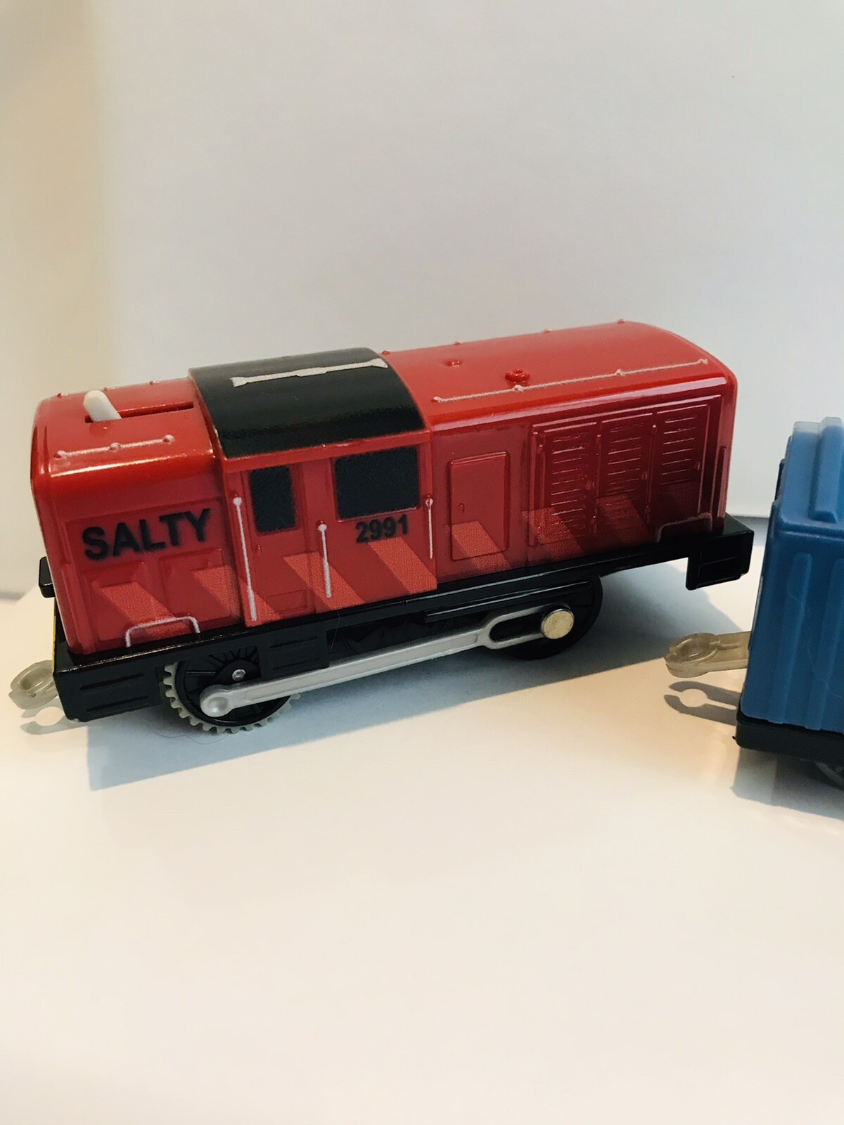 Thomas The Train Trackmaster Motorized Salty Engine & Brendam Train Cab + 2x AAA