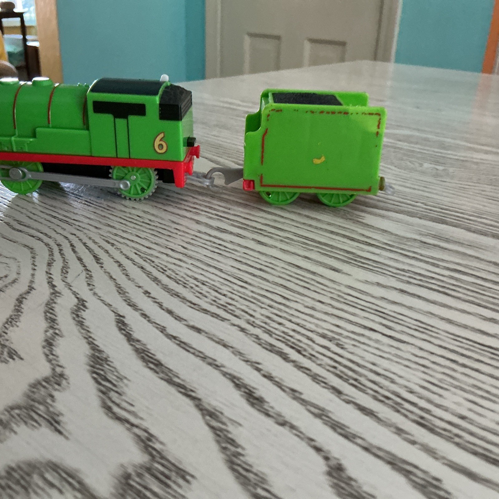 Thomas & Friends Trackmaster Henry Battery Powered Motorized Engine 2013 Works