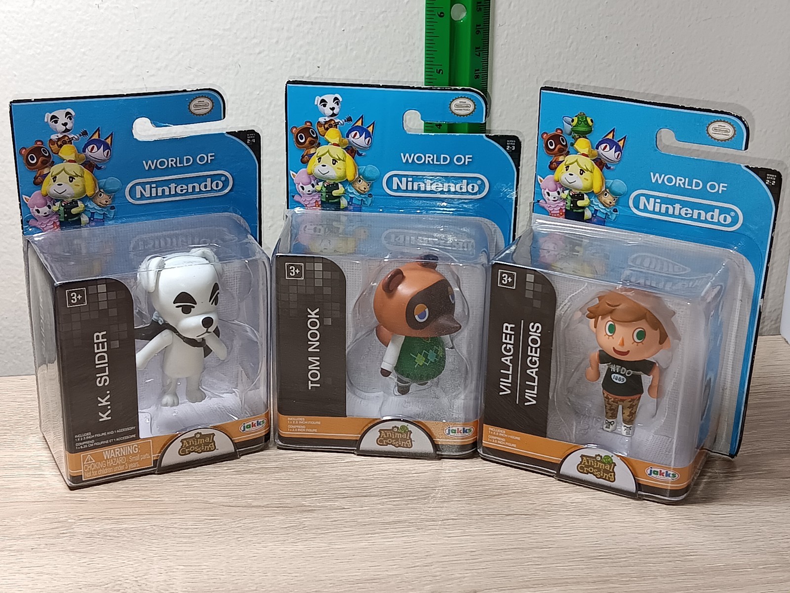 *FREE SHIP* 2.5&Prime; ANIMAL CROSSING World of Nintendo Tom Nook K.K. Slider Villager