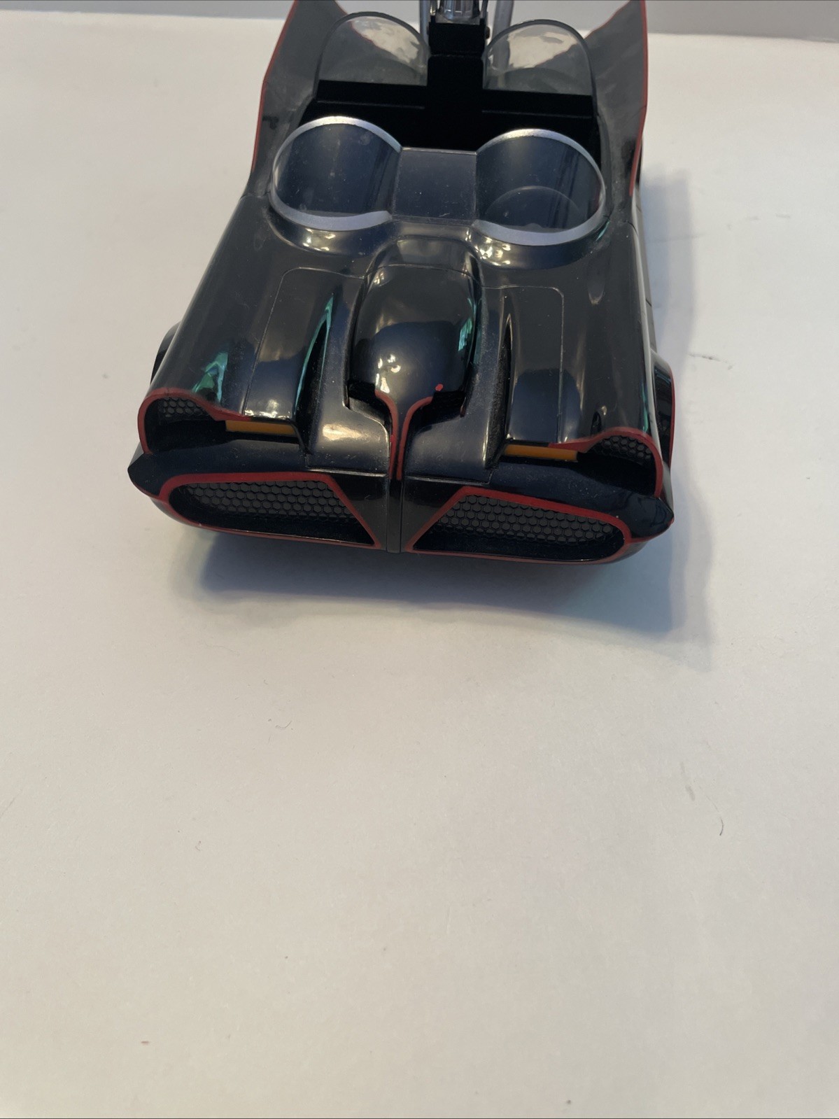 Batman- Batmobile Designed By Barrios. DC Comics 7.5 Action Figure Vehicle EUC