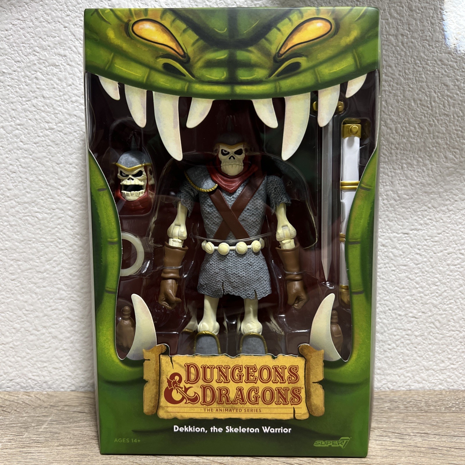 Dungeons & Dragons Ultimates Dekkion Skeleton Warrior Action Figure Super 7- New