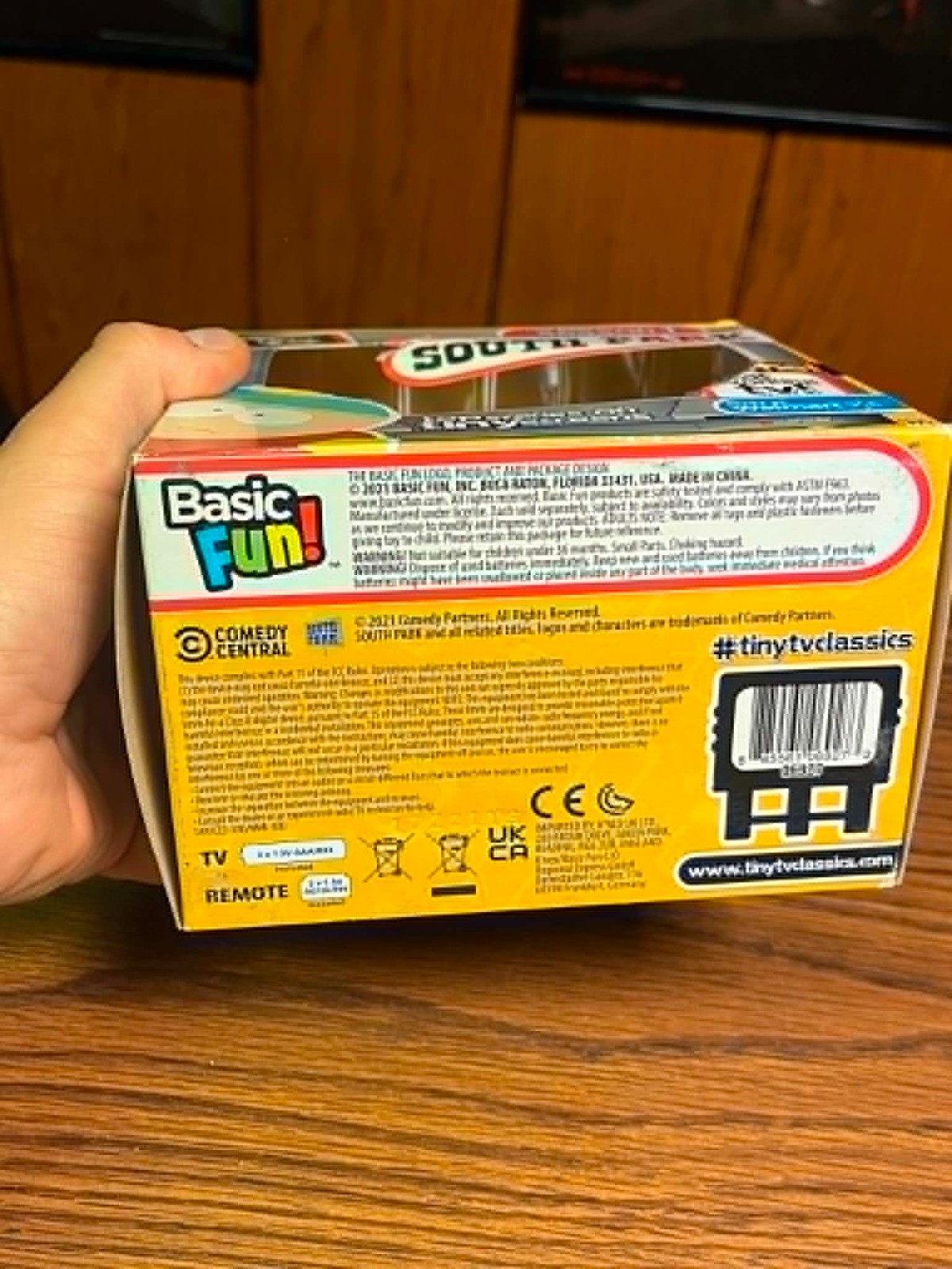 2021 BASIC FUN CLASSICS SOUTH PARK TINY TV WITH REMOTE SEASON 1 -OPENED BOX -NEW