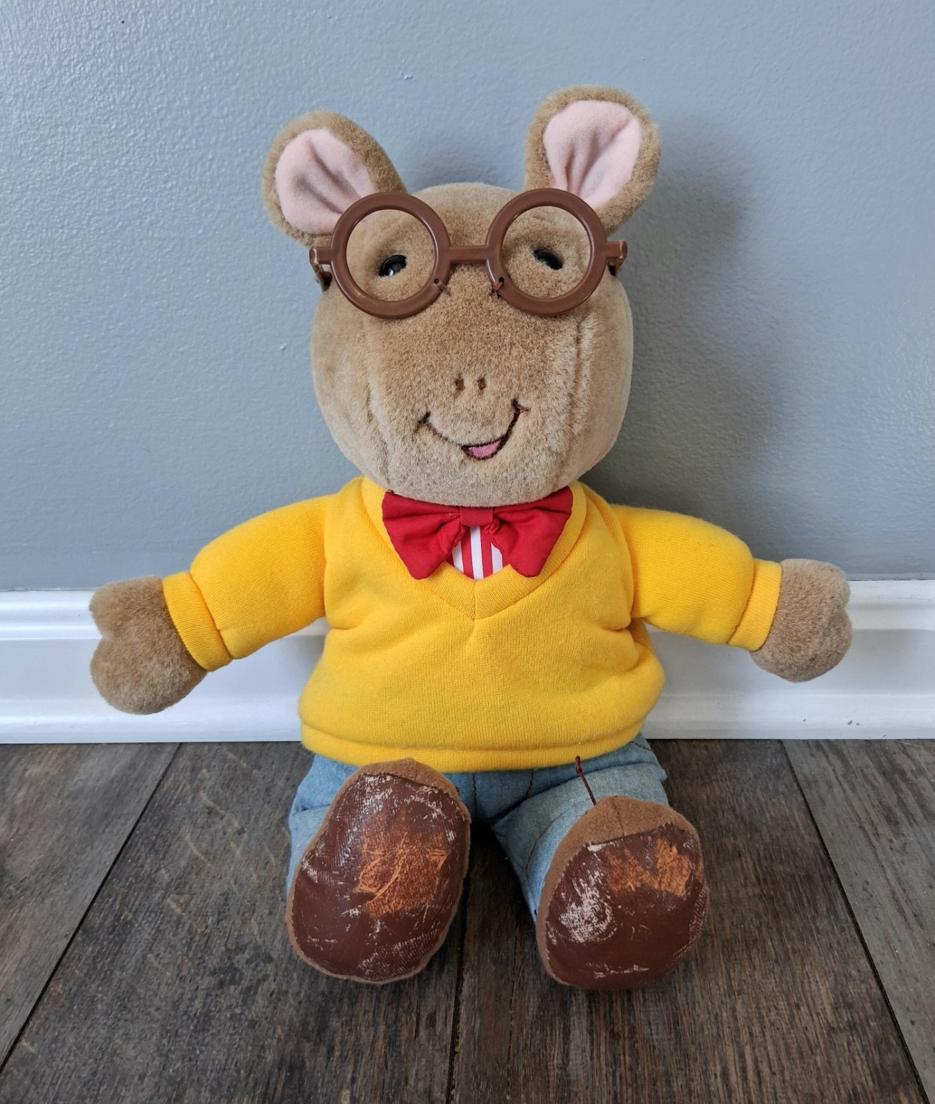 Vintage Arthur Plush Toy 14” Eden PBS Kids Marc Brown Glasses Sweater