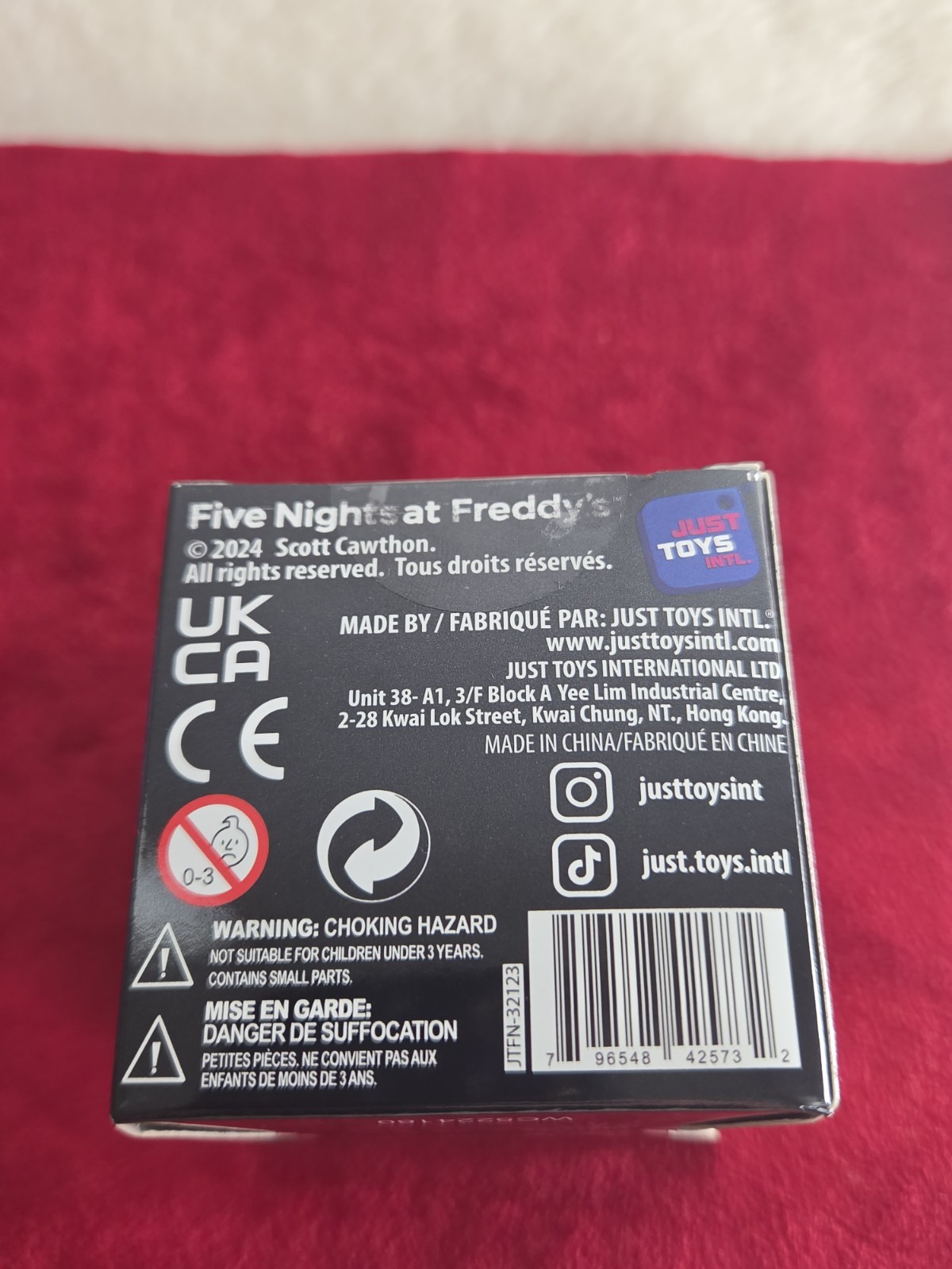 FNAF Security Breach Backpack Hanger Blind Box 24K Gold Plated Chase (Unopened)