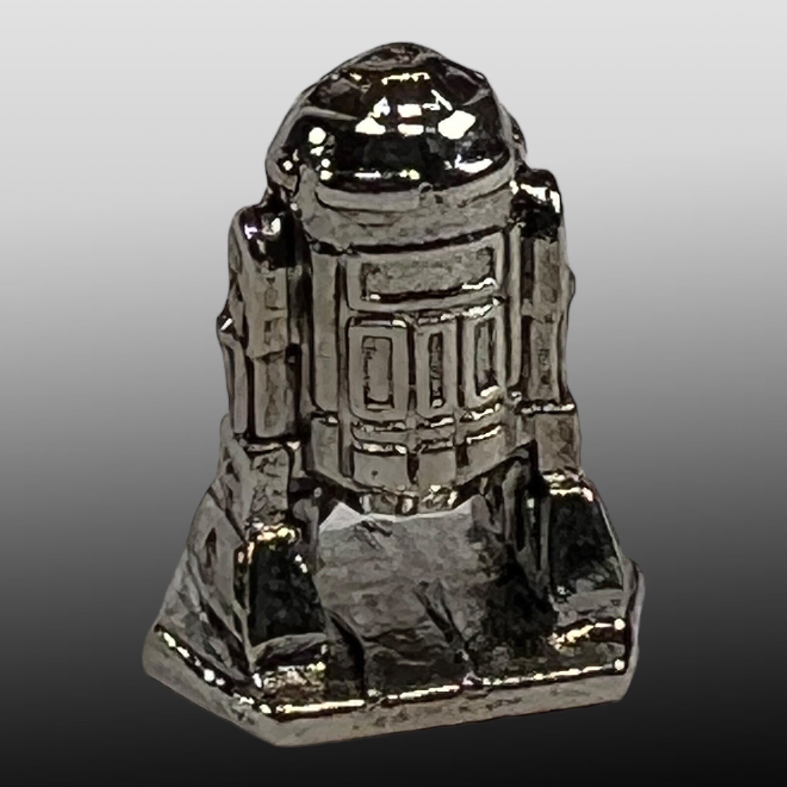 Vintage 1982 LFL Star Wars Micro Collection R2D2 Diecast Figure 3/4”