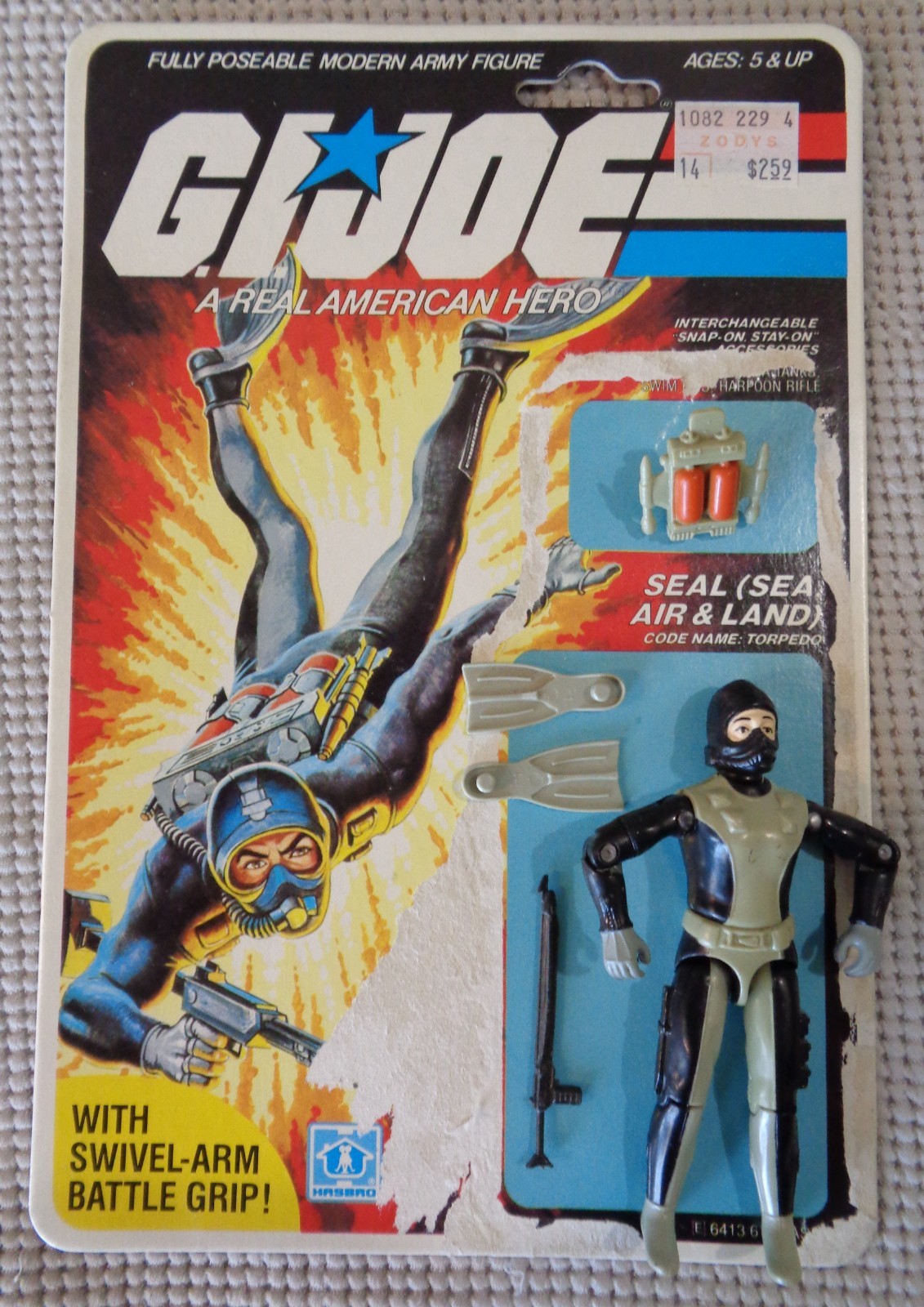 1983 Hasbro G I Joe TORPEDO Figure 100% Complete W/ Accessories & Card Back!
