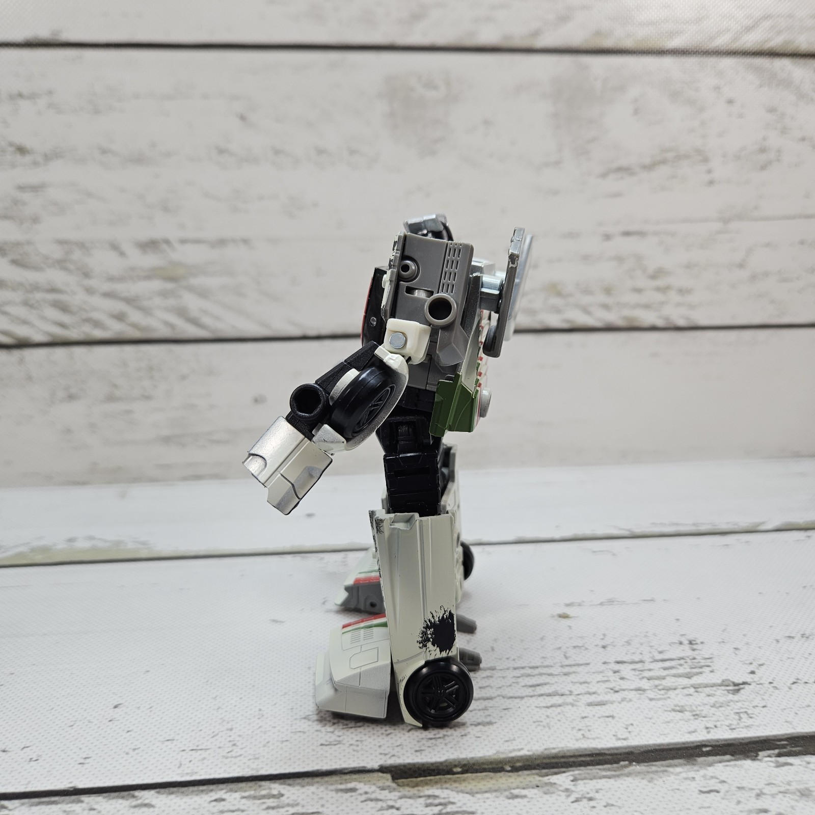 Transformers War For Cybertron Wheeljack Deluxe 2020 Netflix 5&Prime; Figure Hasbro