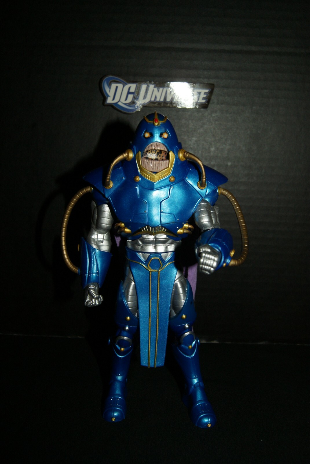 2010 DC Universe Classics Wave 17 Anti-Monitor- CNC – Collect and Connect BAF