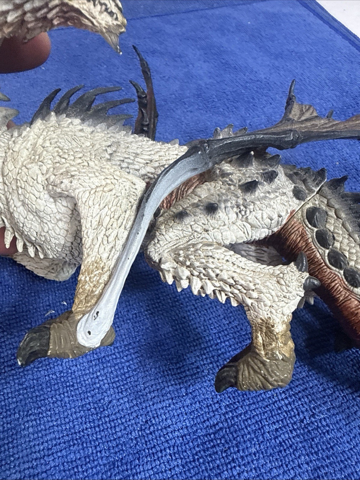 McFarlane Dragon Figure Series 1 Fire Dragon Clan- Quest For The Lost King 2005