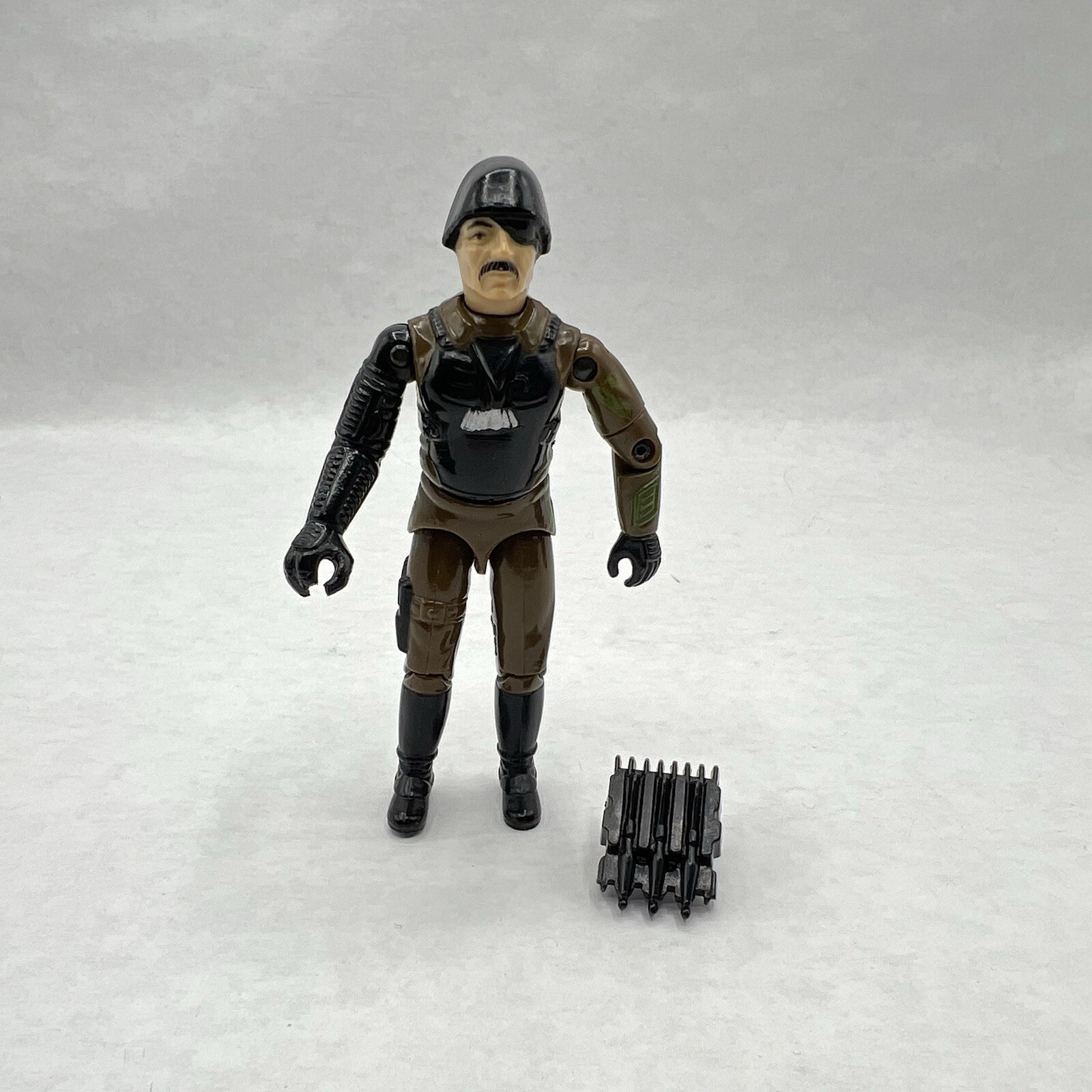 Hasbro 1983 G.I. Joe Major Bludd With Backpack Authentic Genuine Official ARAH