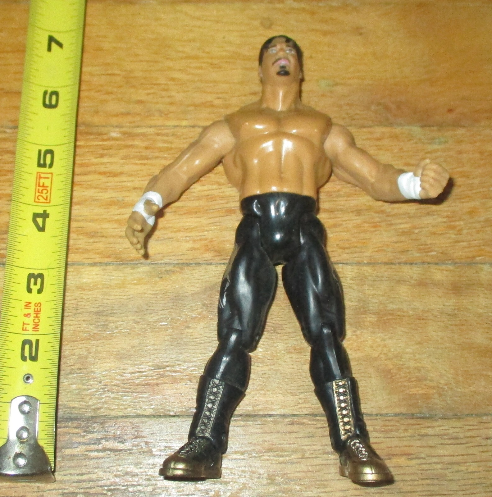 2001 WWF WWE Jakks Eddie Guerrero Wrestling Figure WCW AAA Wrestlemania 17 TTL