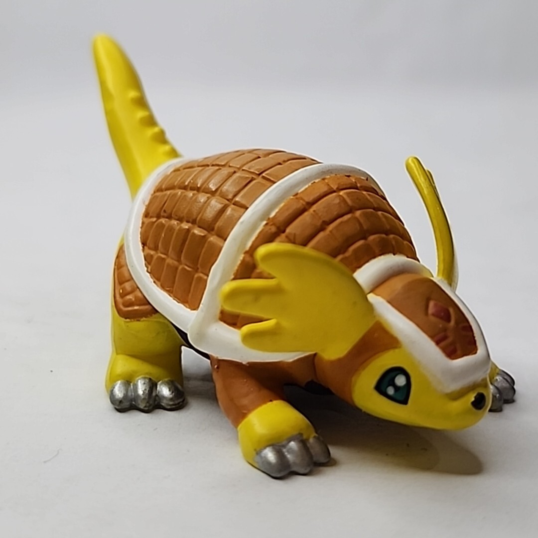 2000 Digimon Digital Monsters 1&Prime; Armadillomon Mini Figure HT Bandai