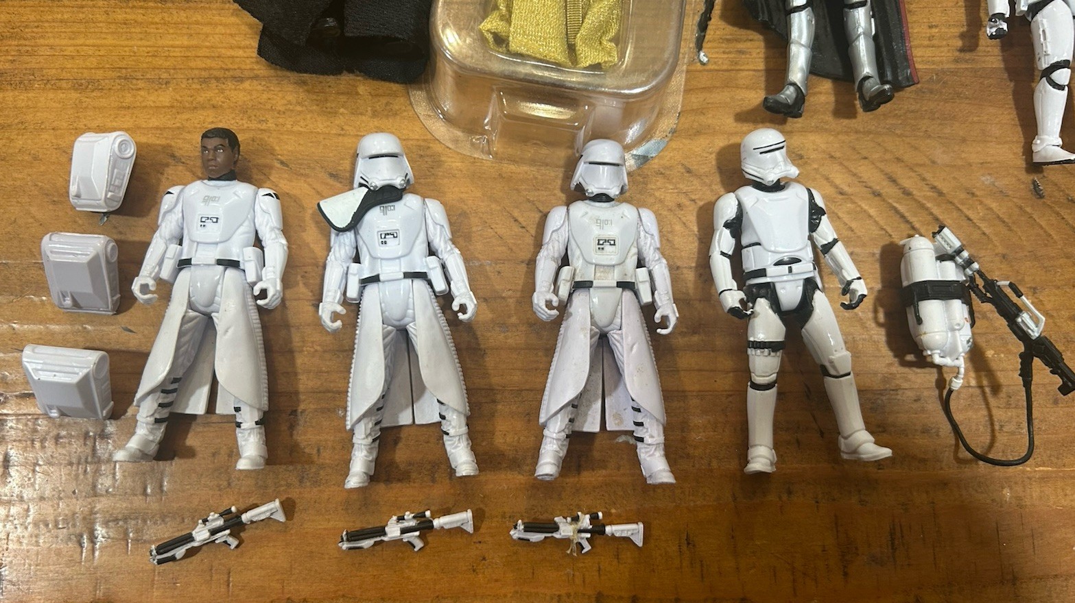 STAR WARS 3.75” FIRST ORDER STORMTROOPER & KYLO REN SNOKE SNOWSPEEDER LOT LOOSE