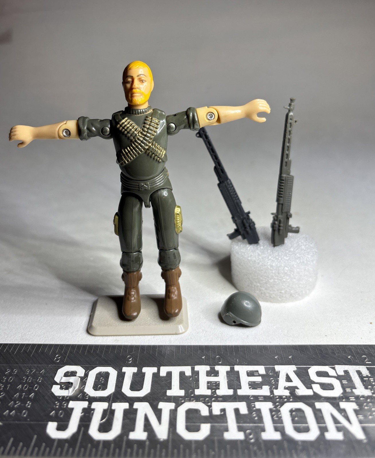GI Joe ARAH 1983 Rock n Roll v1.5 Swivel Arm Figure NO CRACKS Gray & Black Rifle