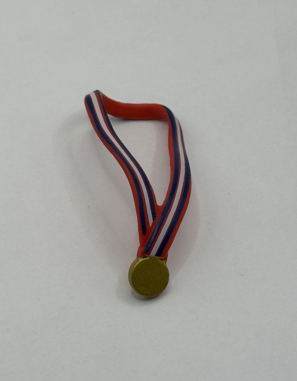 WWE Ultimate Edition – Kurt Angle Gold Metal Accessory Fodder Mattel 1/12 Scale
