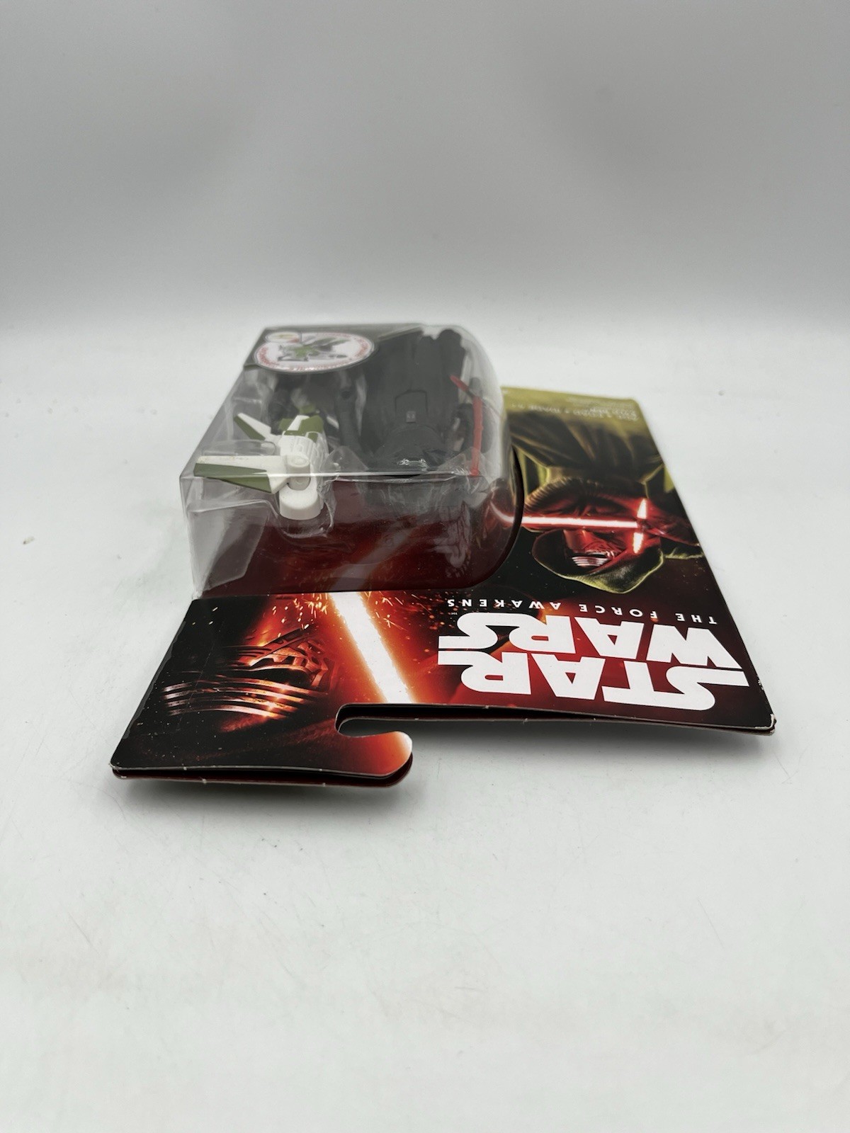 Hasbro 2015 Star Wars THE FORCE AWAKENS KYLO REN 3.75&Prime; Action Figure