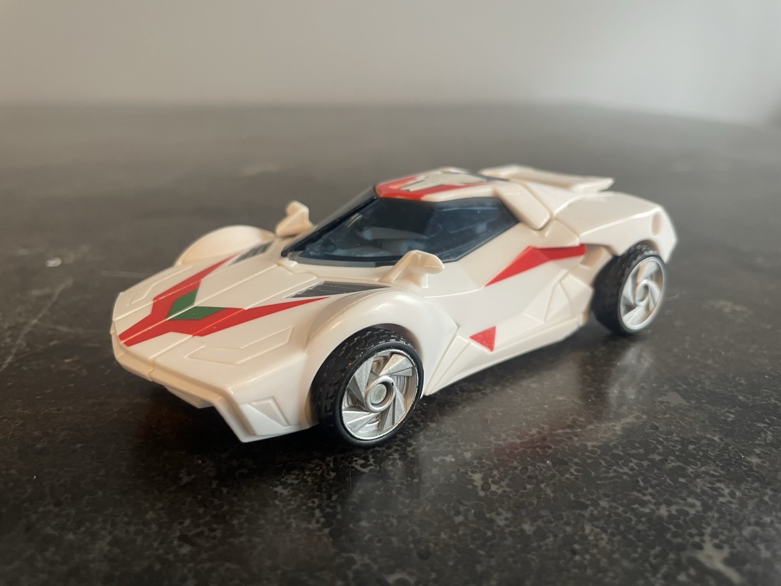 Transformers Prime RID Deluxe Class Autobot Wheeljack 2011