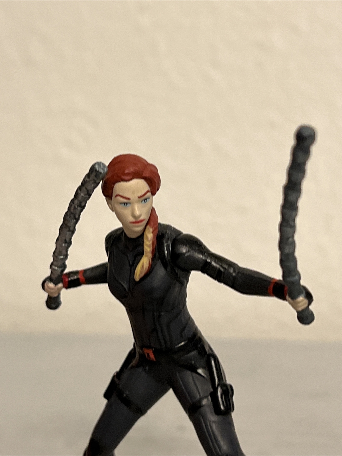 BLACK WIDOW MARVEL AVENGERS 3” ACTION FIGURE (NONE POSABLE TOY (PRE-OWNED)