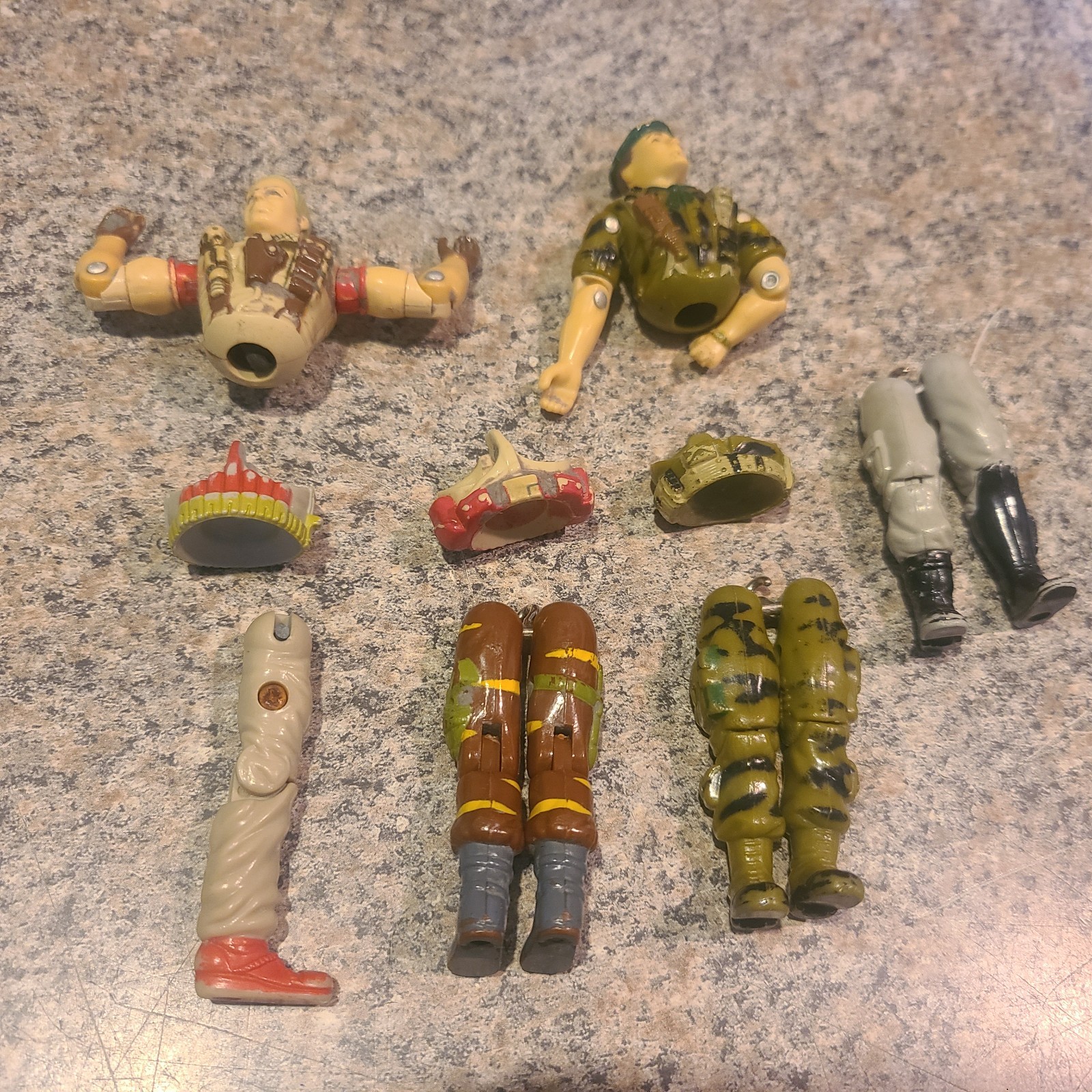 GI Joe 1980s 1990s Vintage Original Action Figure Parts – Legs and Torso (Y8)