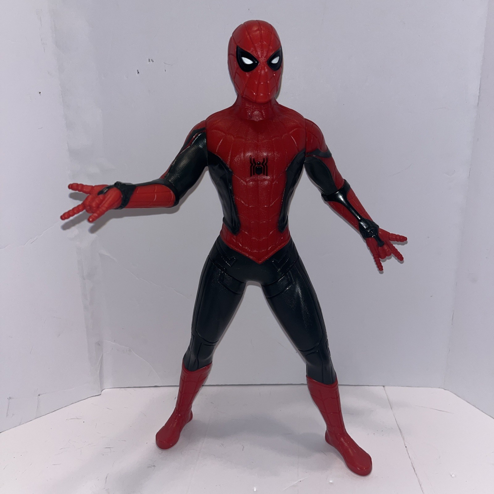 Spider-Man Marvel Action Figure Far From Home Movie Suit 2021