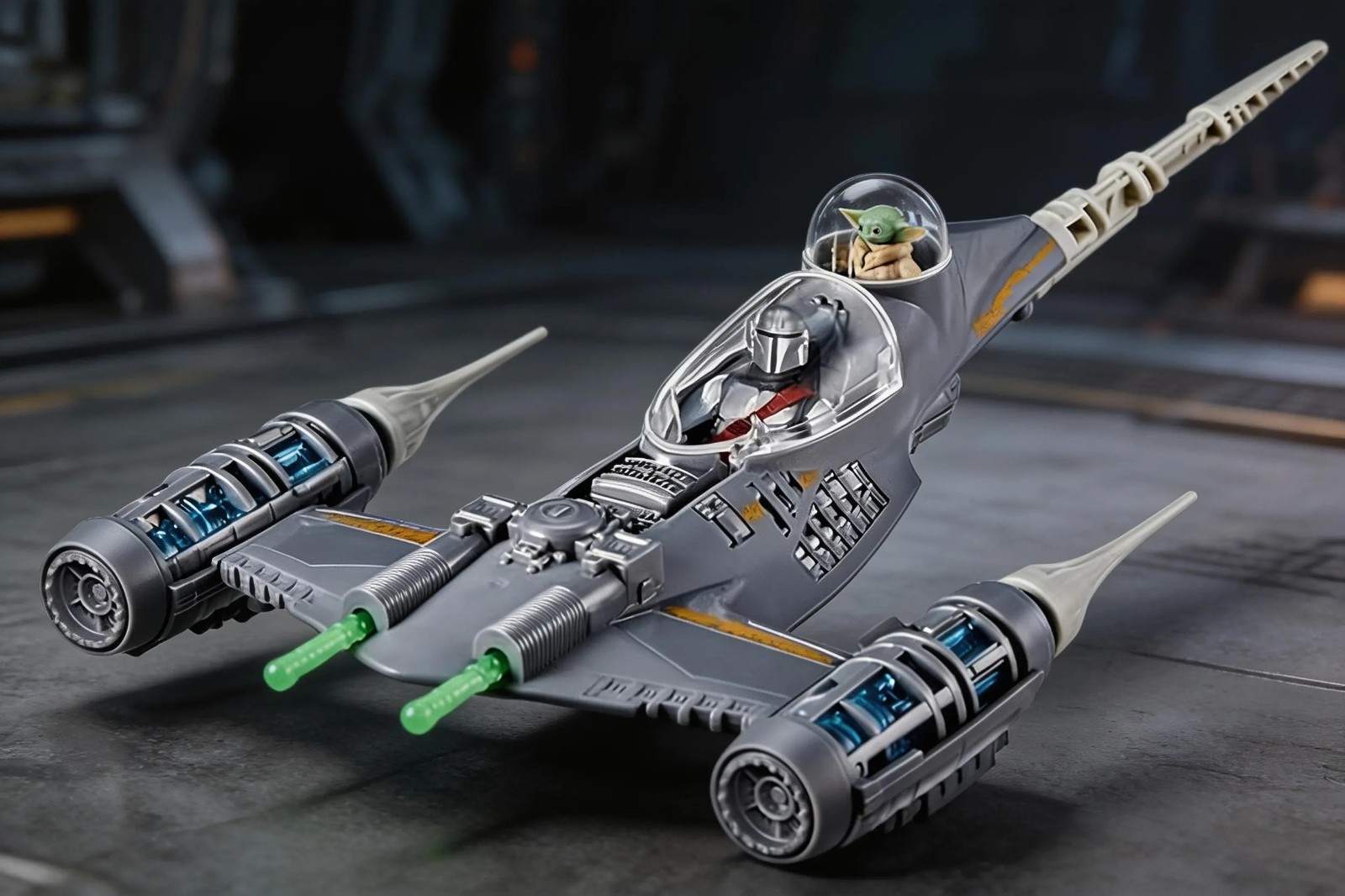 MANDALORIAN STARFIGHTER Star Wars Epic Hero Series Action Figures