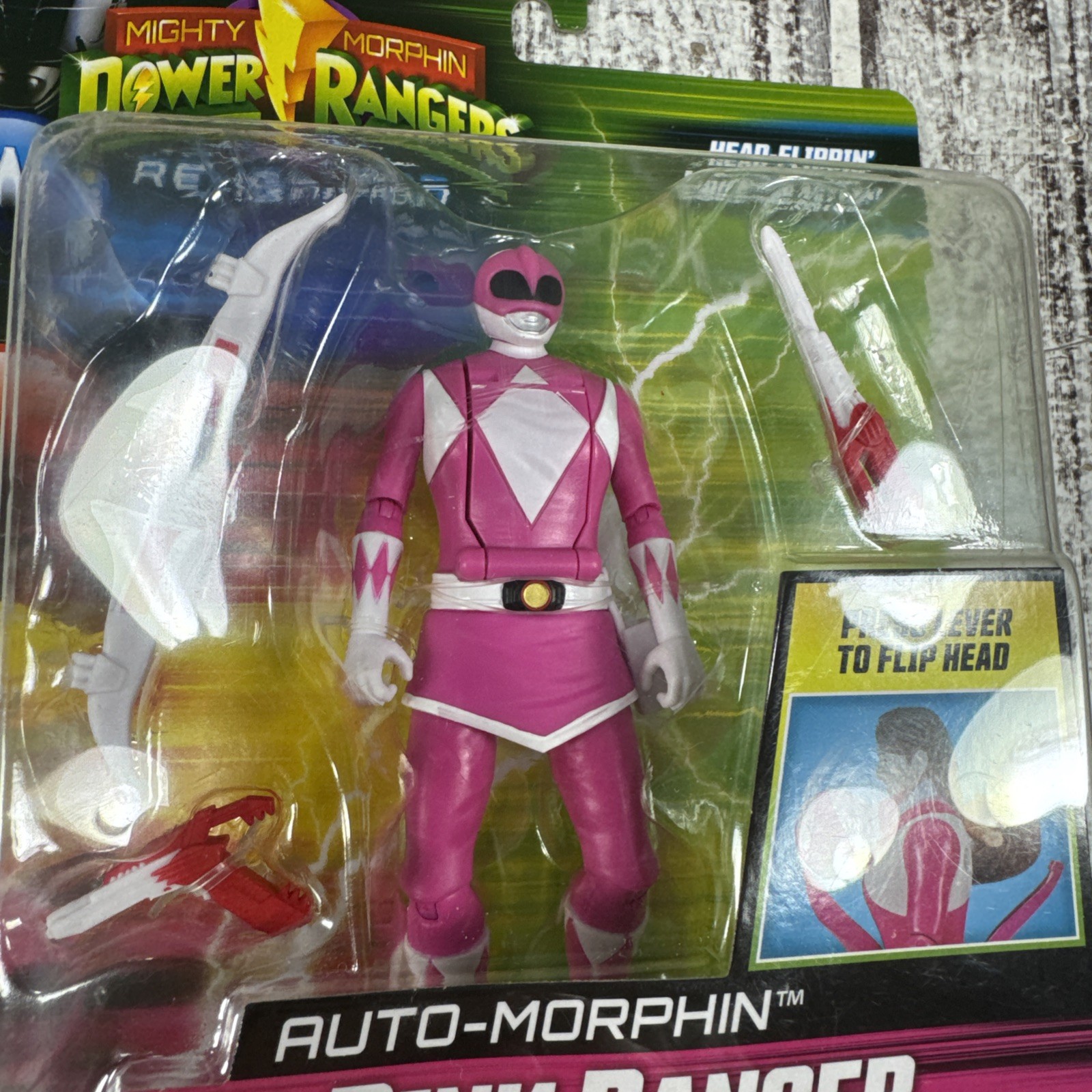 Power Rangers Mighty Morphin Re-Ignition Pink Ranger Action Figure Auto-Morphin