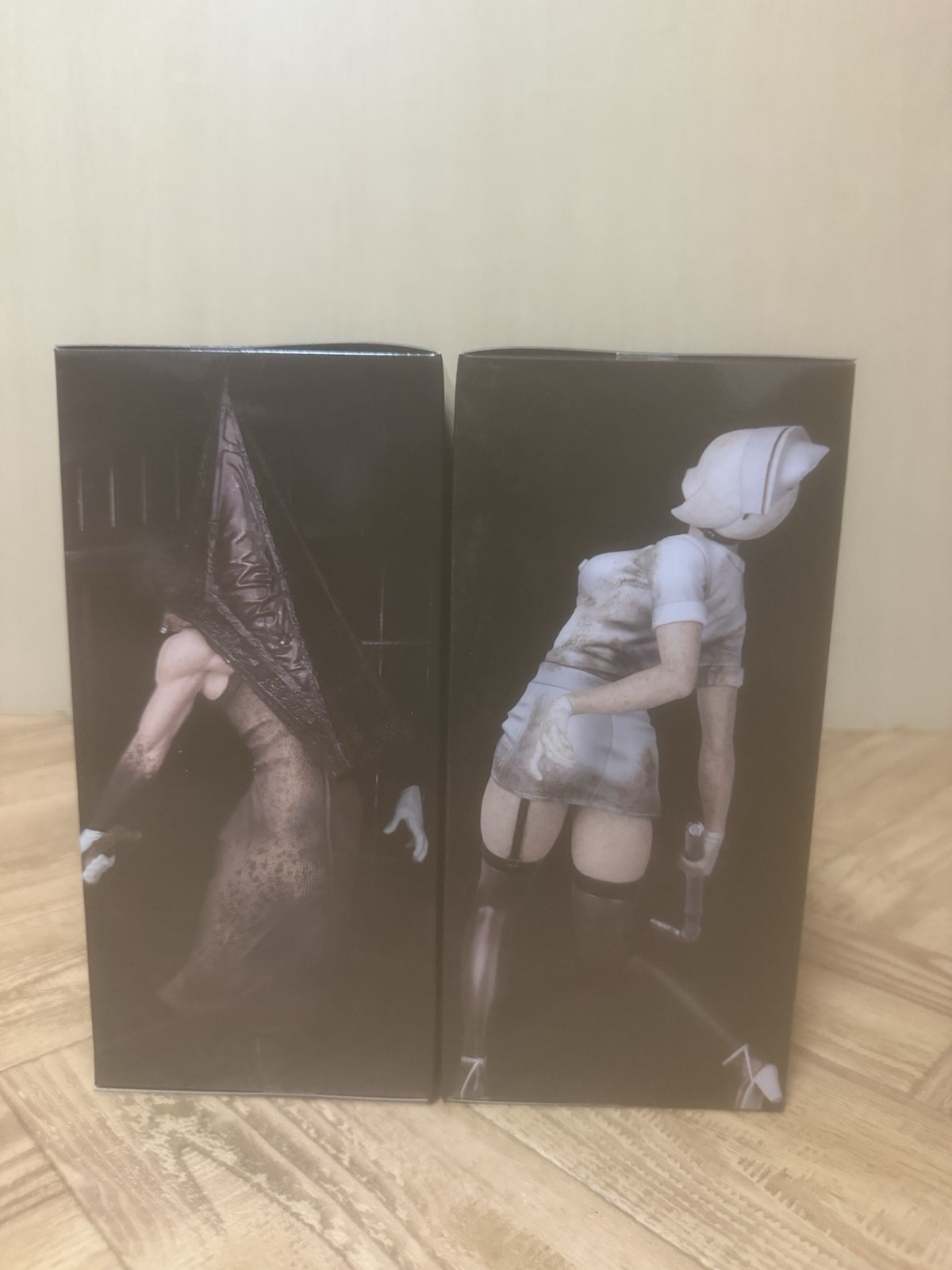 Silent Hill 2 Red Pyramid Thing & Bubble Head Nurse Figure Set Konami