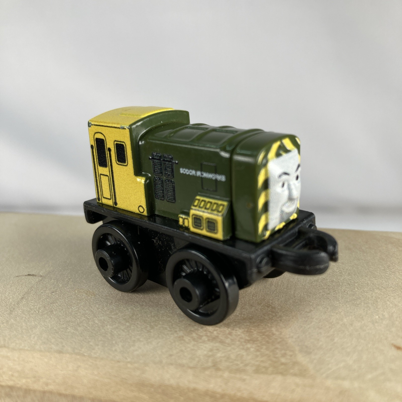 FISHER PRICE THOMAS & FRIENDS MINIS – CLASSIC BERT – PLASTIC ENGINE LOCO TRAIN