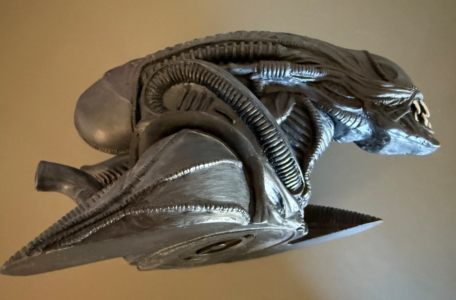 Diamond Select Toys AVP Alien Warrior Xenomorph Coin Bank Aliens 2015 Giger