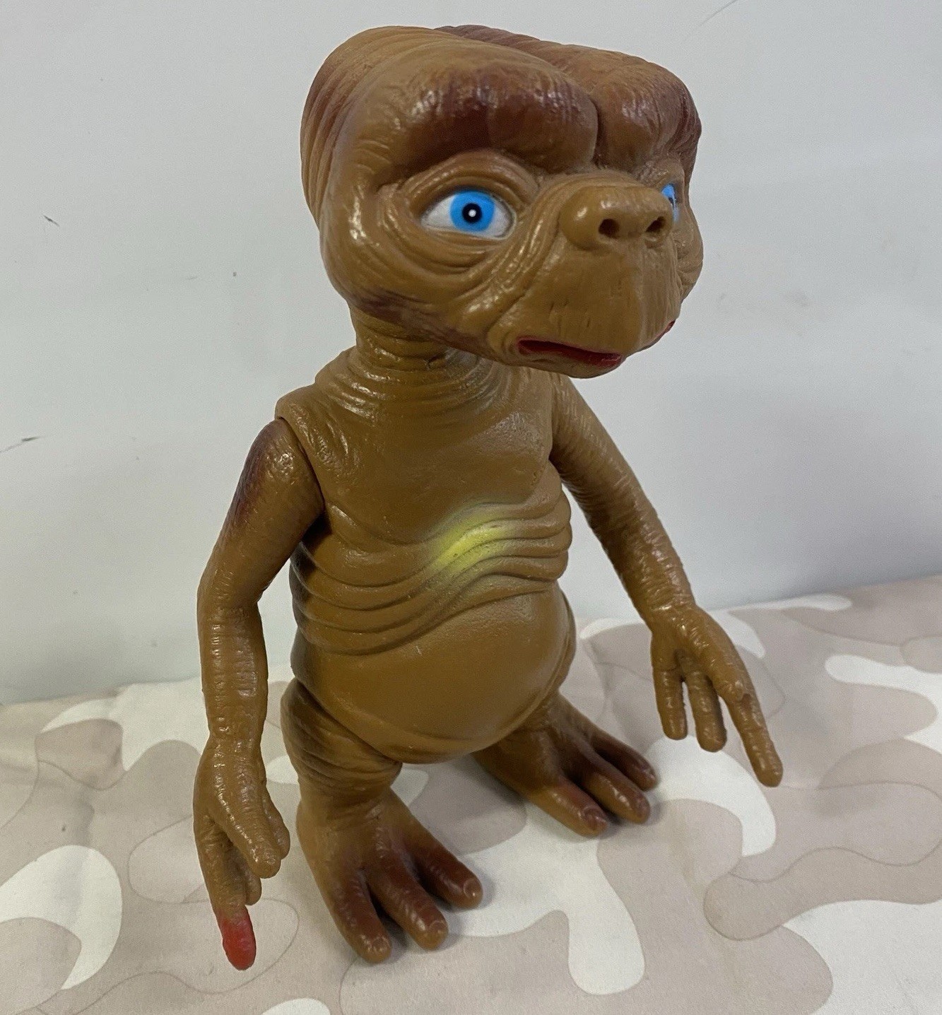 Vintage E.T. Extraterrestrial Action Figure Toy 8&Prime; Spielberg ET LJN 1980s 80s