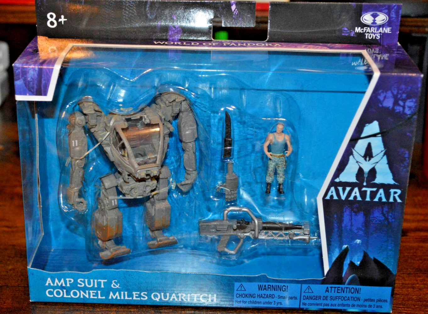 McFarlane Toys – Avatar – Amp Suit & Colonel Miles Quaritch World of Pandora
