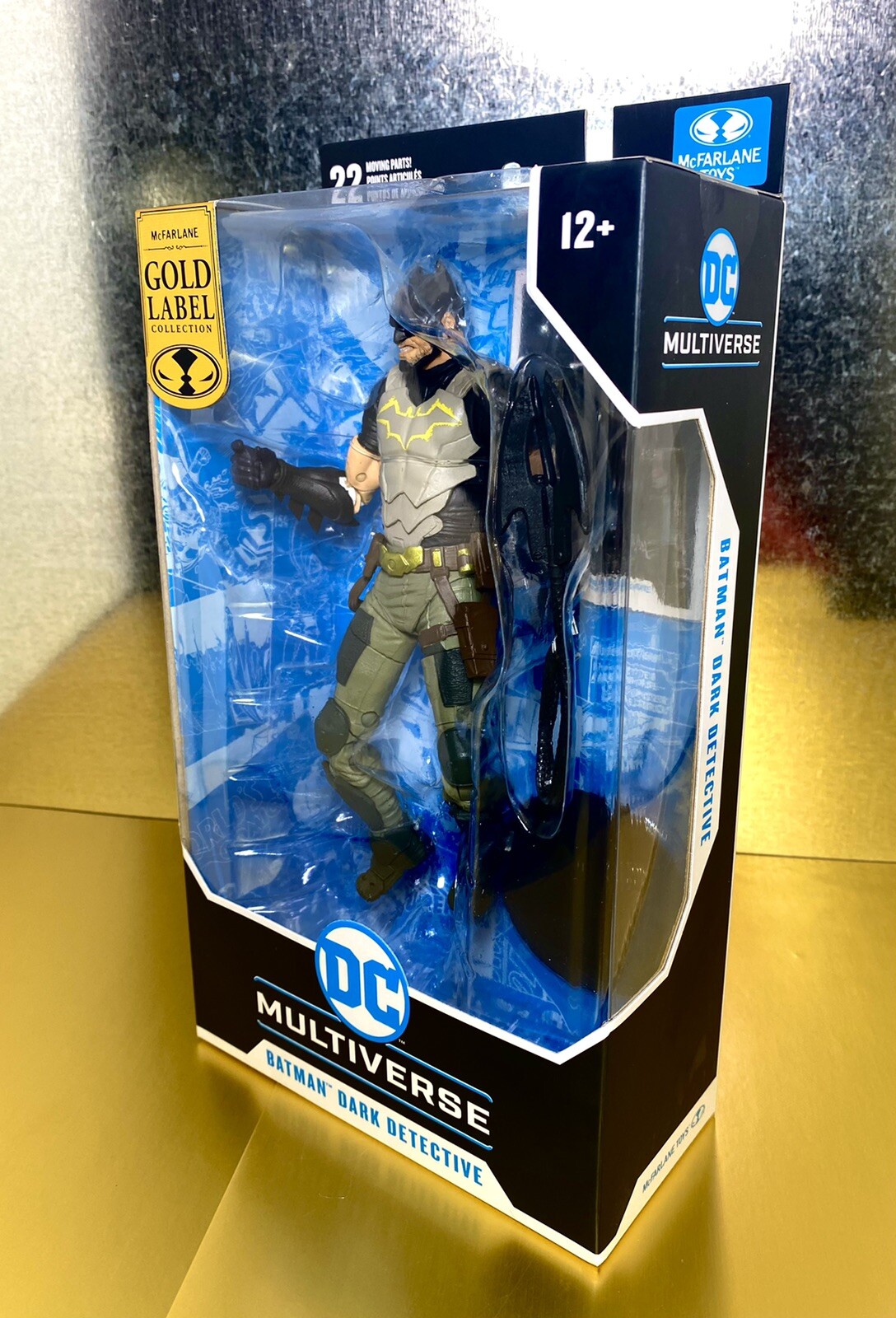 2022 McFarlane Gold Label DC Multiverse- DC Future State – BATMAN DARK DETECTIVE